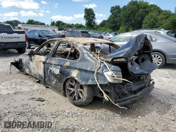 2013 BMW 3 Series 328i z VIN WBA3A5C58DF351480, wystawiony jako Copart lot #63066095 z przebiegiem Nie podano mil oraz Nie do naprawy • Non repairable. Historia ofert i sprzedaży dostępna na DreamBid. Obrazek 2.