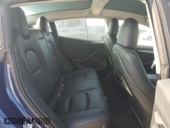 2023 Tesla Model 3 z VIN 5YJ3E1EA9PF712542, wystawiony jako Copart lot #52124295 z przebiegiem 13 154 mil mil oraz Czysty tytuł • Clean title. Historia ofert i sprzedaży dostępna na DreamBid. Obrazek 10.