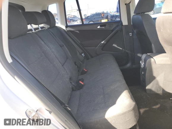 2013 Volkswagen Tiguan S with VIN WVGAV7AX7DW518289, listed as a Copart auction lot 85216824 with 170,081 mi miles and Clean title. Bid and sale history available at DreamBid. Image 11.