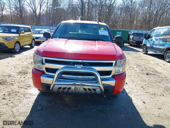 2007 Chevrolet Silverado 1500 LT w/1LT with VIN 2GCEC13C671575887, listed as a IAAI auction lot 41447510 with 195,650 mi miles. Bid and sale history available at carsss.com. Image 12.