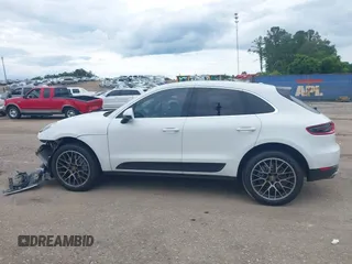 2015 Porsche Macan S с VIN WP1AB2A59FLB55091, выставлен на аукционе IAAI как лот 42379631 с пробегом 90 262 миль миль и . История ставок и продаж доступна на DreamBid. Изображение 14.