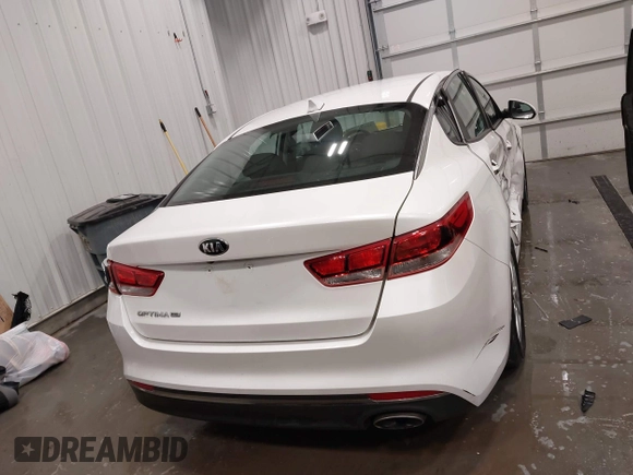 2016 Kia Optima LX with VIN 5XXGT4L38GG048180, listed as a IAAI auction lot 41923650 with 58,018 mi miles. Bid and sale history available at carsss.com. Image 16.