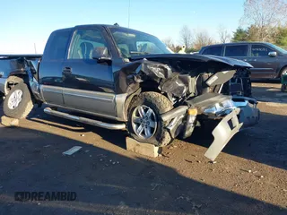 2003 Chevrolet Silverado 1500 with VIN 2GCEK19T231175216, listed as a IAAI auction lot 40819455 with 89,855 mi miles. Bid and sale history available at carsss.com. Image 1.