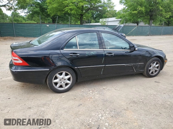 2003 Mercedes-Benz C 240 z VIN WDBRF61J63A487962, wystawiony jako Copart lot #56416365 z przebiegiem 43 817 mil mil oraz Szkoda całkowita • Salvage title. Historia ofert i sprzedaży dostępna na DreamBid. Obrazek 3.
