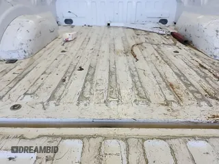 2018 Ford F-150 XL с VIN 1FTFX1E58JKF35180, выставлен на аукционе IAAI как лот 42782023 с пробегом 105 516 миль миль и . История ставок и продаж доступна на DreamBid. Изображение 16.