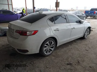 2016 Acura ILX z VIN 19UDE2F38GA023113, wystawiony jako IAAI lot #41619210 z przebiegiem 90 451 mil mil oraz . Historia ofert i sprzedaży dostępna na DreamBid. Obrazek 4.