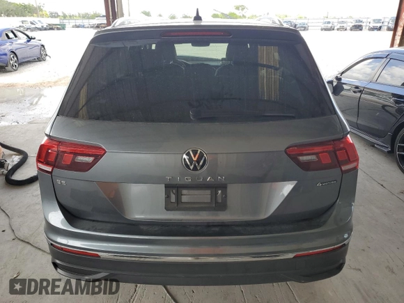 2022 Volkswagen Tiguan SE с VIN 3VV2B7AX4NM056763, выставлен на аукционе Copart как лот 61078065 с пробегом Не указан миль и На запчасти • Non repairable. История ставок и продаж доступна на DreamBid. Изображение 6.