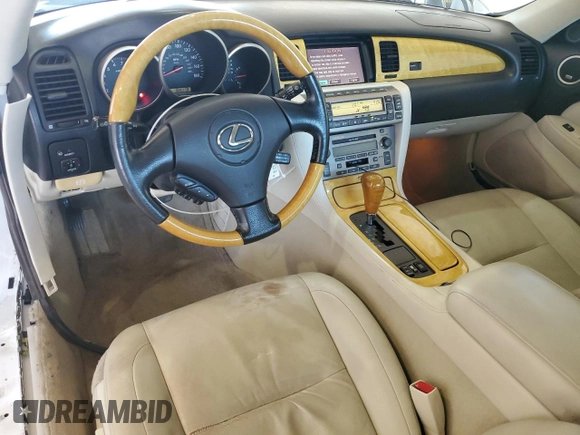 2003 Lexus SC 430 z VIN JTHFN48YX30045320, wystawiony jako Copart lot #57385515 z przebiegiem 104 178 mil mil oraz Szkoda całkowita • Salvage title. Historia ofert i sprzedaży dostępna na DreamBid. Obrazek 8.