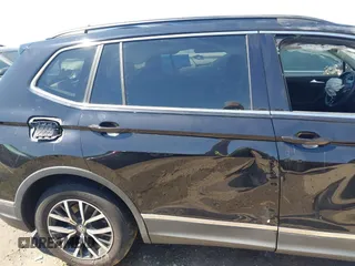 2020 Volkswagen Tiguan SE with VIN 3VV3B7AX1LM139519, listed as a IAAI auction lot 41890276 with 147,303 mi miles and . Bid and sale history available at DreamBid. Image 14.