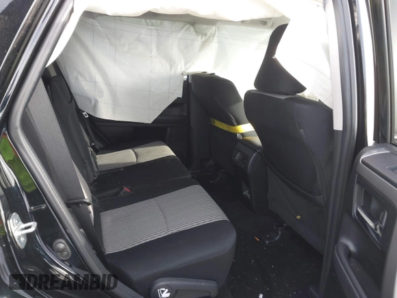 2023 Toyota 4Runner SR5 z VIN JTEMU5JR5P6180062, wystawiony jako IAAI lot #41089572 z przebiegiem 19 024 mil mil oraz . Historia ofert i sprzedaży dostępna na DreamBid. Obrazek 8.