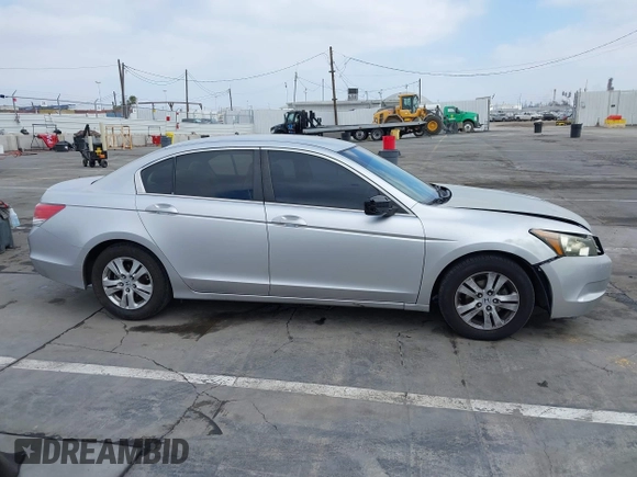 2009 Honda Accord LX-P z VIN JHMCP26469C005373, wystawiony jako IAAI lot #42327105 z przebiegiem 195 361 mil mil oraz . Historia ofert i sprzedaży dostępna na DreamBid. Obrazek 14.