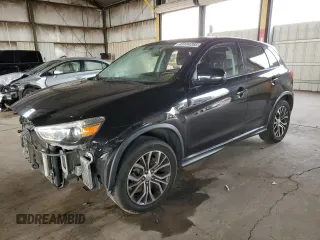 2019 Mitsubishi Outlander ES z VIN JA4AP3AU6KU018186, wystawiony jako Copart lot #49184285 z przebiegiem 119 622 mil mil oraz Szkoda całkowita • Salvage title. Historia ofert i sprzedaży dostępna na DreamBid. Obrazek 1.