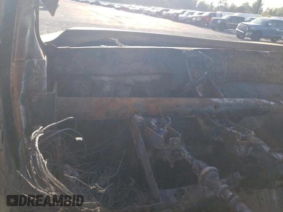 2000 Ford Super Duty F-250 XL with VIN 1FTNW21S9YEC44065, listed as a Copart auction lot 71174294 with 0 mi miles and Salvage Title. Bid and sale history available at carsss.com. Image 9.