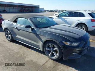 2016 Ford Mustang V6 z VIN 1FATP8EMXG5318990, wystawiony jako IAAI lot #41470382 z przebiegiem 105 036 mil mil oraz . Historia ofert i sprzedaży dostępna na DreamBid. Obrazek 1.