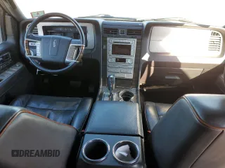 2008 Lincoln Navigator z VIN 5LMFU28518LJ06891, wystawiony jako Copart lot #46435275 z przebiegiem 192 856 mil mil oraz Szkoda całkowita • Salvage title. Historia ofert i sprzedaży dostępna na DreamBid. Obrazek 8.