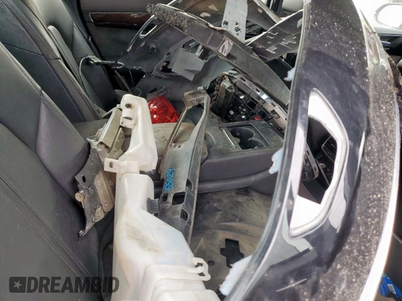 2011 Audi A8 z VIN WAURVAFD2BN005986, wystawiony jako Copart lot #57610145 z przebiegiem Nie podano mil oraz Tytuł czysty. Historia ofert i sprzedaży dostępna na DreamBid. Obrazek 10.