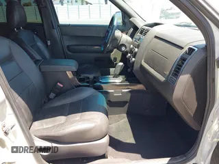 2008 Ford Escape Limited с VIN 1FMCU04128KB13867, выставлен на аукционе IAAI как лот 42499448 с пробегом 224 566 миль миль и . История ставок и продаж доступна на DreamBid. Изображение 5.