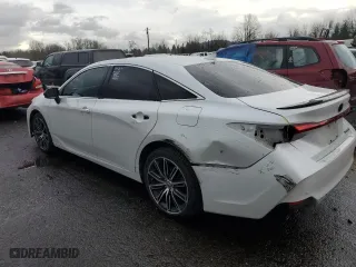 2019 Toyota Avalon XLE with VIN 4T1BZ1FB3KU006475, listed as a Copart auction lot 46095115 with 132,861 mi miles and Salvage Title. Bid and sale history available at carsss.com. Image 2.