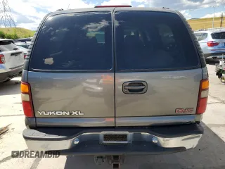 2001 GMC Yukon XL SLT with VIN 3GKGK26G91G232283, listed as a Copart auction lot 67481154 with 217,923 mi miles and Salvage Title. Bid and sale history available at carsss.com. Image 6.