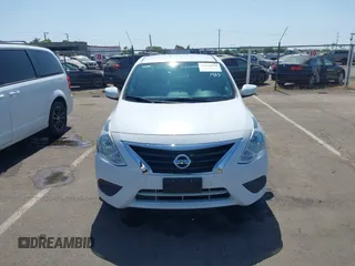 2016 Nissan Versa S z VIN 3N1CN7AP3GL903343, wystawiony jako IAAI lot #42520278 z przebiegiem 106 630 mil mil oraz . Historia ofert i sprzedaży dostępna na DreamBid. Obrazek 13.