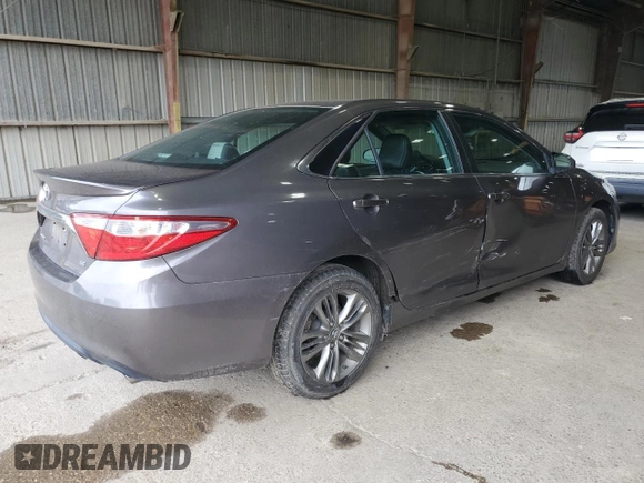 2016 Toyota Camry XLE with VIN 4T1BF1FKXGU180320, listed as a Copart auction lot 53372055 with 121,620 mi miles and Salvage Title. Bid and sale history available at carsss.com. Image 3.