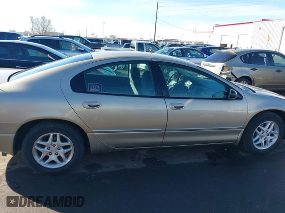 2002 Dodge Intrepid SE z VIN 2B3HD46R92H306859, wystawiony jako IAAI lot #41647392 z przebiegiem 175 608 mil mil oraz . Historia ofert i sprzedaży dostępna na DreamBid. Obrazek 13.