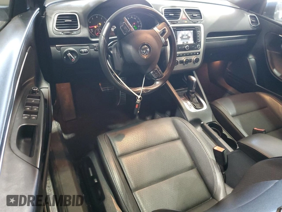 2014 Volkswagen Eos Komfort with VIN WVWBW8AH8EV000316, listed as a Copart auction lot 52208485 with 124,338 mi miles and Salvage Title. Bid and sale history available at DreamBid. Image 8.
