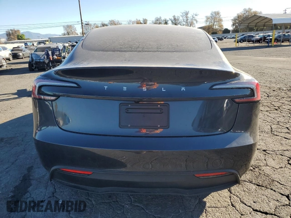 2024 Tesla Model 3 z VIN 5YJ3E1EA0RF736893, wystawiony jako Copart lot #85162464 z przebiegiem 8 479 mil mil oraz Szkoda całkowita • Salvage title. Historia ofert i sprzedaży dostępna na DreamBid. Obrazek 6.