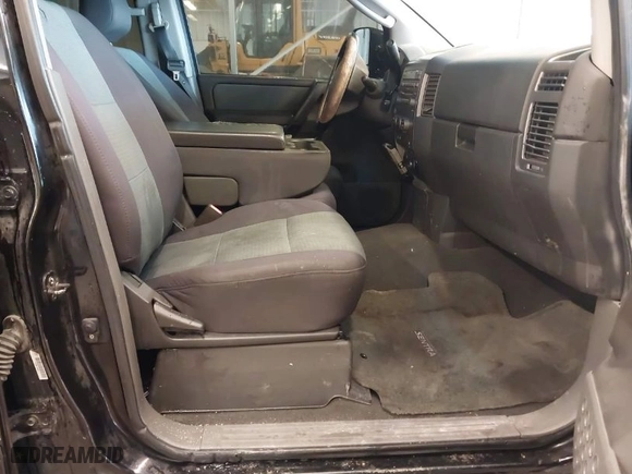 2007 Nissan Titan LE with VIN 1N6BA07B77N242856, listed as a IAAI auction lot 41496692 with 243,803 mi miles. Bid and sale history available at carsss.com. Image 5.