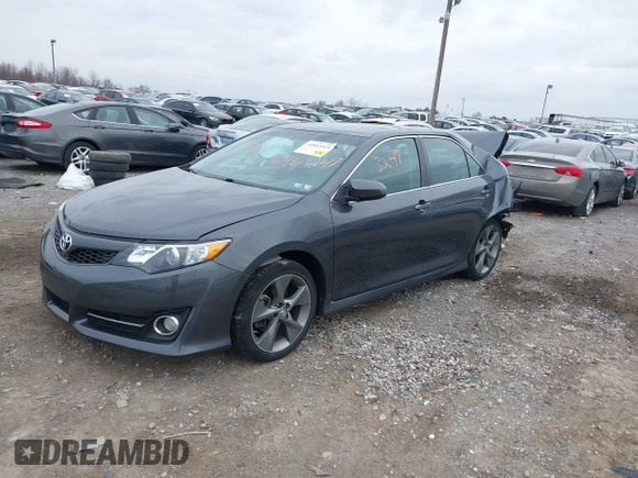 2012 Toyota Camry SE with VIN 4T1BK1FK3CU517724, listed as a IAAI auction lot 41863249 with 580,000 mi miles. Bid and sale history available at carsss.com. Image 2.