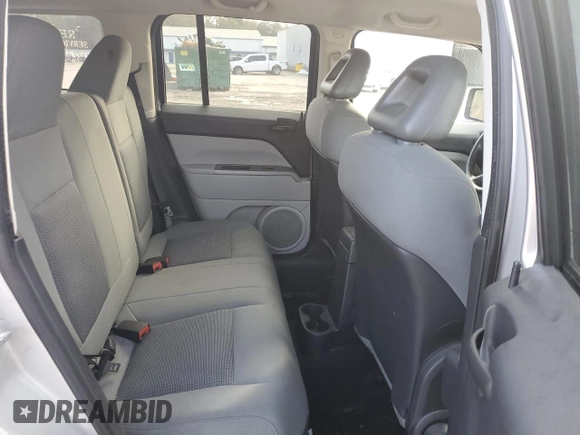 2007 Jeep Patriot Sport with VIN 1J8FT28W57D272626, listed as a Copart auction lot 84927144 with 287,688 mi miles and Salvage Title. Bid and sale history available at DreamBid. Image 11.