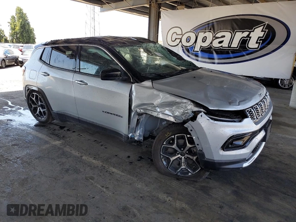 2025 Jeep Compass Limited с VIN 3C4NJDCN2ST546323, выставлен на аукционе Copart как лот 62909375 с пробегом 5 151 миль миль и На запчасти • Non repairable. История ставок и продаж доступна на DreamBid. Изображение 4.