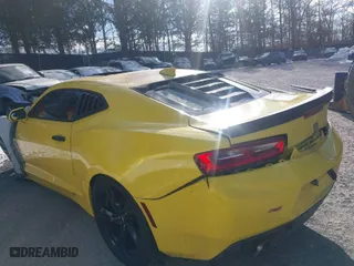 2018 Chevrolet Camaro 1LT with VIN 1G1FB1RS2J0125039, listed as a IAAI auction lot 41557320 with 61,263 mi miles. Bid and sale history available at carsss.com. Image 3.