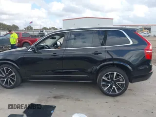 2022 Volvo XC90 Momentum with VIN YV4A221K4N1810692, listed as a IAAI auction lot 40707275 with 44,746 mi miles. Bid and sale history available at carsss.com. Image 14.