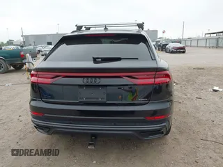 2021 Audi Q8 Premium Plus z VIN WA1EVAF14MD003053, wystawiony jako IAAI lot #41854362 z przebiegiem 32 412 mil mil oraz . Historia ofert i sprzedaży dostępna na DreamBid. Obrazek 17.