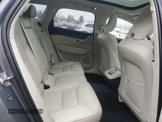 2020 Volvo V90 z VIN YV4A22NL7L1104414, wystawiony jako Copart lot #52523205 z przebiegiem 55 916 mil mil oraz Szkoda całkowita • Salvage title. Historia ofert i sprzedaży dostępna na DreamBid. Obrazek 11.
