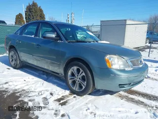 2006 Ford Five Hundred SE with VIN 1FAFP23146G119696, listed as a IAAI auction lot 41599381 with 184,040 mi miles. Bid and sale history available at carsss.com. Image 1.