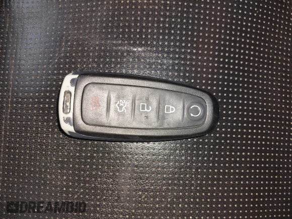 2014 Ford Taurus Limited с VIN 1FAHP2F80EG172007, выставлен на аукционе IAAI как лот 42102543 с пробегом 143 798 миль миль и . История ставок и продаж доступна на DreamBid. Изображение 11.