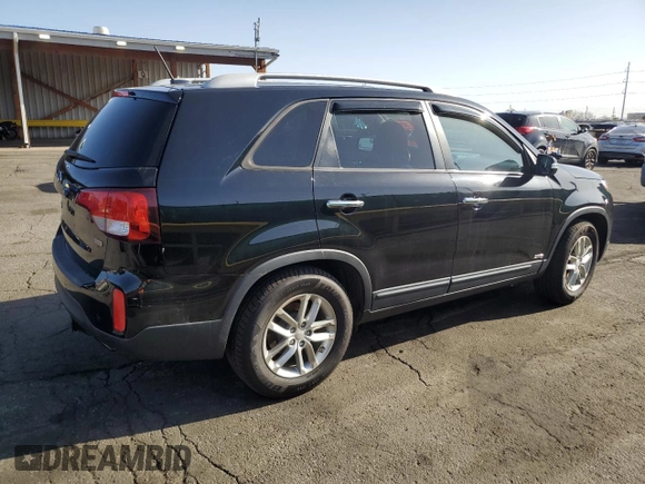 2015 Kia Sorento LX with VIN 5XYKTCA63FG607646, listed as a Copart auction lot 52116445 with Not Provided miles and Non Repairable. Bid and sale history available at DreamBid. Image 3.