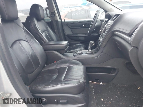 2015 GMC Acadia SLT with VIN 1GKKVRKD9FJ146693, listed as a IAAI auction lot 41241251 with 179,216 mi miles. Bid and sale history available at carsss.com. Image 5.