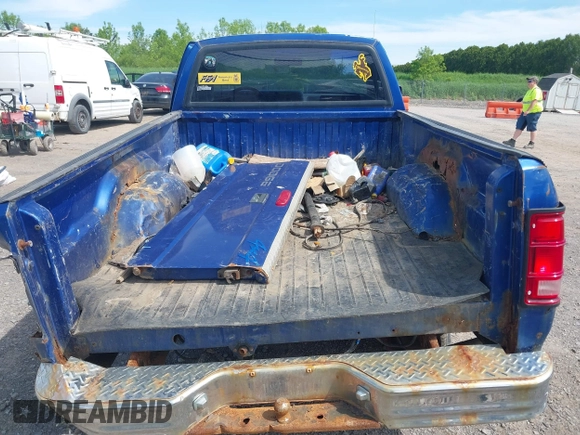 1994 Dodge Dakota z VIN 1B7GG26X5RW145863, wystawiony jako IAAI lot #42345217 z przebiegiem 117 441 mil mil oraz . Historia ofert i sprzedaży dostępna na DreamBid. Obrazek 17.