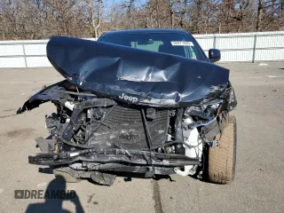 2020 Jeep Grand Cherokee Laredo E with VIN 1C4RJFAG6LC206719, listed as a Copart auction lot 50471805 with 40,526 mi miles and Salvage title. Bid and sale history available at DreamBid. Image 5.