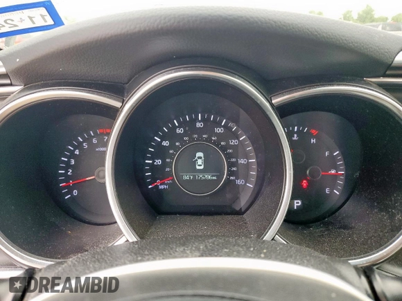 2014 Kia Optima LX with VIN 5XXGM4A78EG271982, listed as a Copart auction lot 63148985 with 175,786 mi miles and Clean title. Bid and sale history available at DreamBid. Image 10.