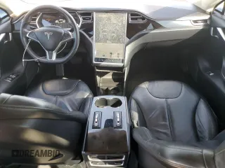 2013 Tesla Model S с VIN 5YJSA1DG7DFP11382, выставлен на аукционе Copart как лот 67097375 с пробегом 55 481 миль миль и Списание • Salvage title. История ставок и продаж доступна на DreamBid. Изображение 8.