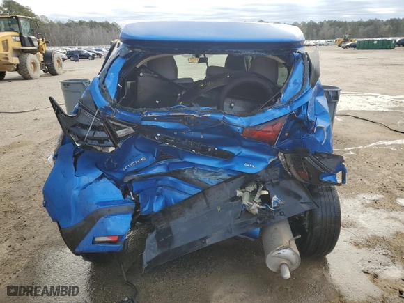 2022 Nissan Kicks SR with VIN 3N1CP5DV1NL501097, listed as a Copart auction lot 88342725 with 35,266 mi miles and Salvage Title. Bid and sale history available at carsss.com. Image 6.