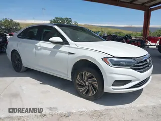 2019 Volkswagen Jetta SEL Premium z VIN 3VWGB7BU6KM168451, wystawiony jako IAAI lot #42090183 z przebiegiem 75 851 mil mil oraz . Historia ofert i sprzedaży dostępna na DreamBid. Obrazek 1.