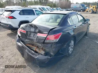 2011 Honda Accord LX z VIN 1HGCP2F33BA015323, wystawiony jako IAAI lot #41822386 z przebiegiem 154 916 mil mil oraz . Historia ofert i sprzedaży dostępna na DreamBid. Obrazek 4.