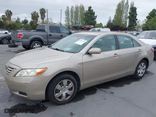 2008 Toyota Camry LE with VIN JTNBK46K583036579, listed as a IAAI auction lot 42077719 with 220,302 mi miles. Bid and sale history available at carsss.com. Image 6.
