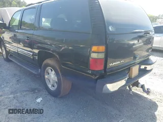 2004 GMC Yukon XL SLT with VIN 1GKFK16Z04R237304, listed as a IAAI auction lot 41987935 with 228,488 mi miles. Bid and sale history available at carsss.com. Image 3.