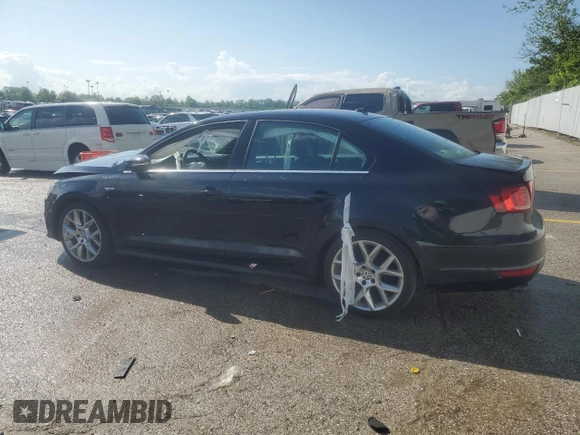 2014 Volkswagen Jetta GLI Edition 30 с VIN 3VW4S7AJ1EM311076, выставлен на аукционе Copart как лот 55305175 с пробегом 70 785 миль миль и Списание • Salvage title. История ставок и продаж доступна на DreamBid. Изображение 2.
